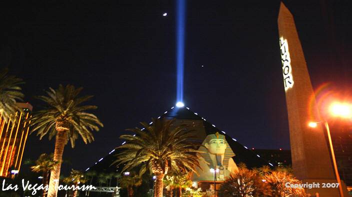 luxor-las-vegas.jpg