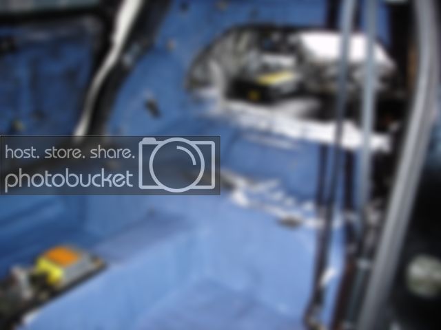 42-Inside02.jpg