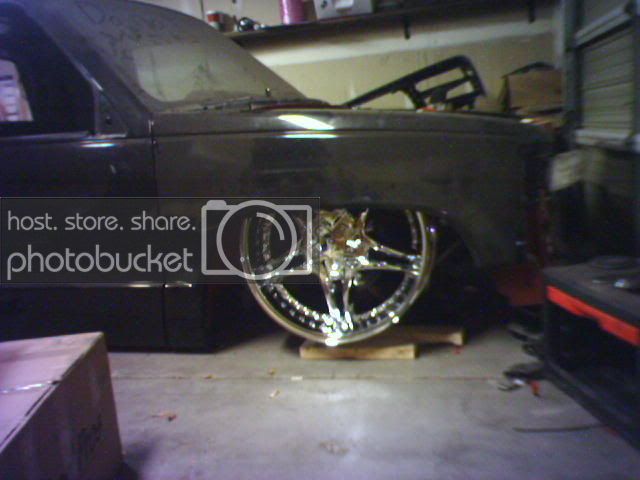 truckwheel.jpg