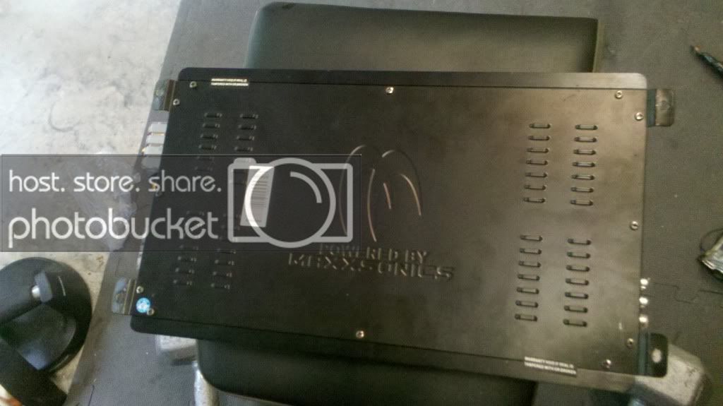 207950040_photobucket_8033_.jpg