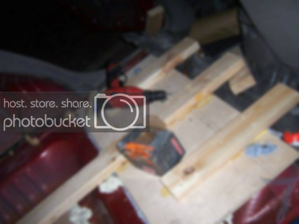 5wallBuild042807.jpg