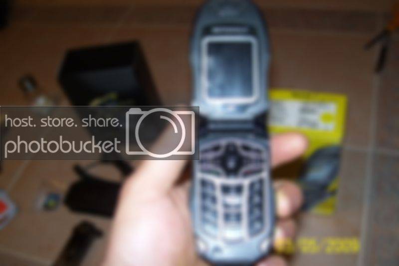 phones007.jpg