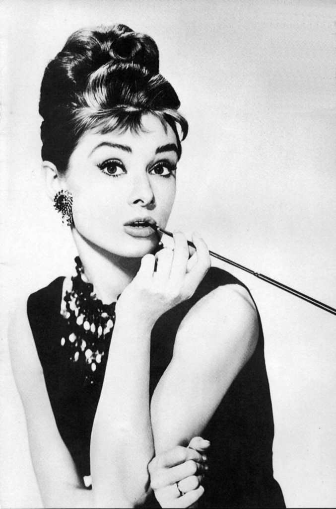 1725-AUDREY_HEPBURN23.jpg