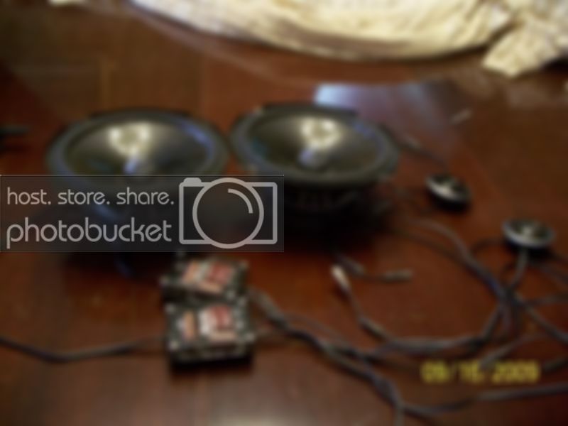 speakers010.jpg