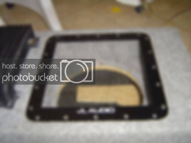 jlboxandamp008.jpg