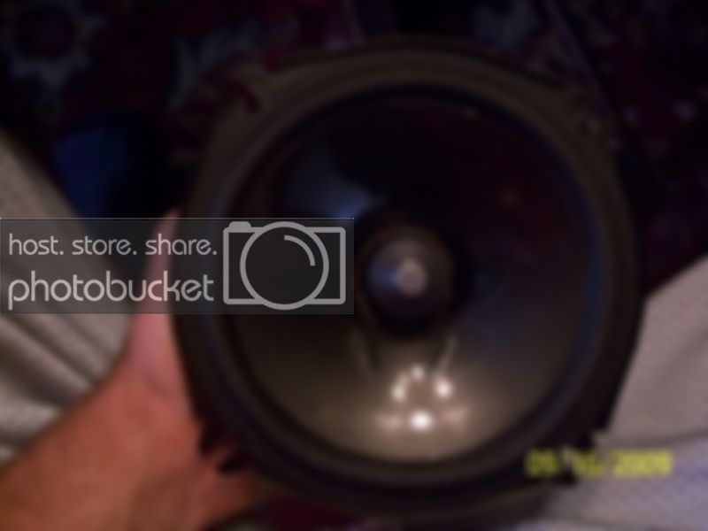 speakers005.jpg