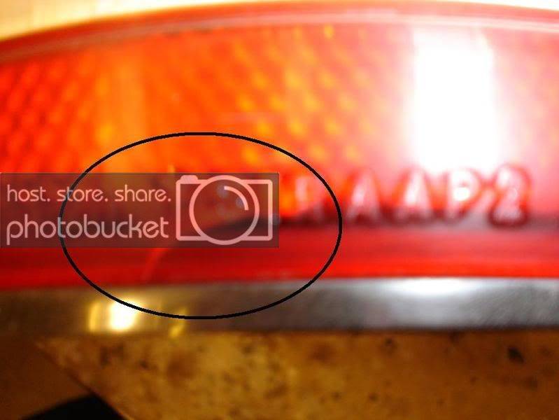 cracked002.jpg
