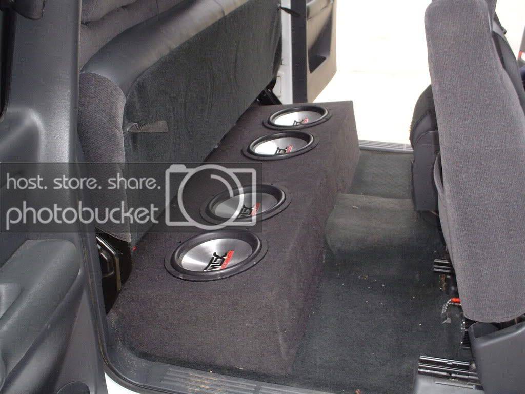 plymikebx008-1.jpg
