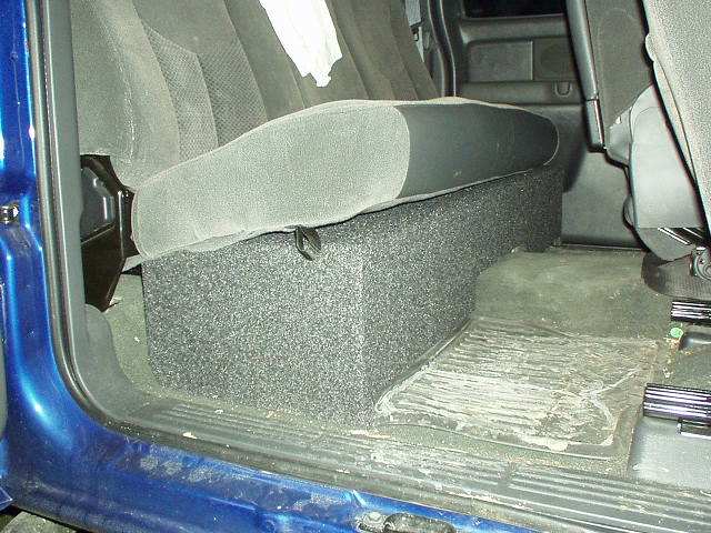 toolscarpetedbox0056ma.jpg