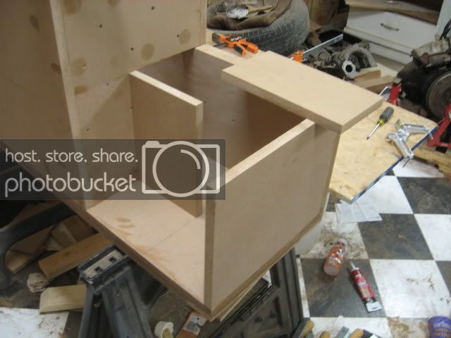 Dakotabuild09116.jpg