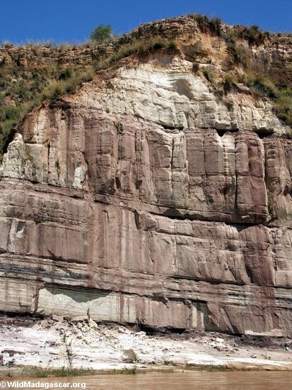 river_cliffs.JPG