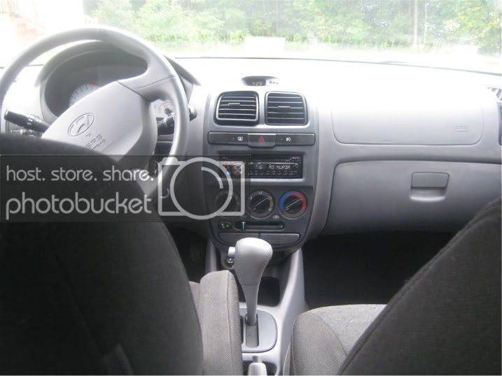 HyundaiAudioSystem006Medium.jpg