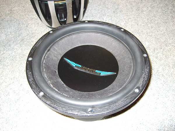 299782133_HZLxG-M.jpg