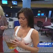 1254216929_girl-on-stool.gif