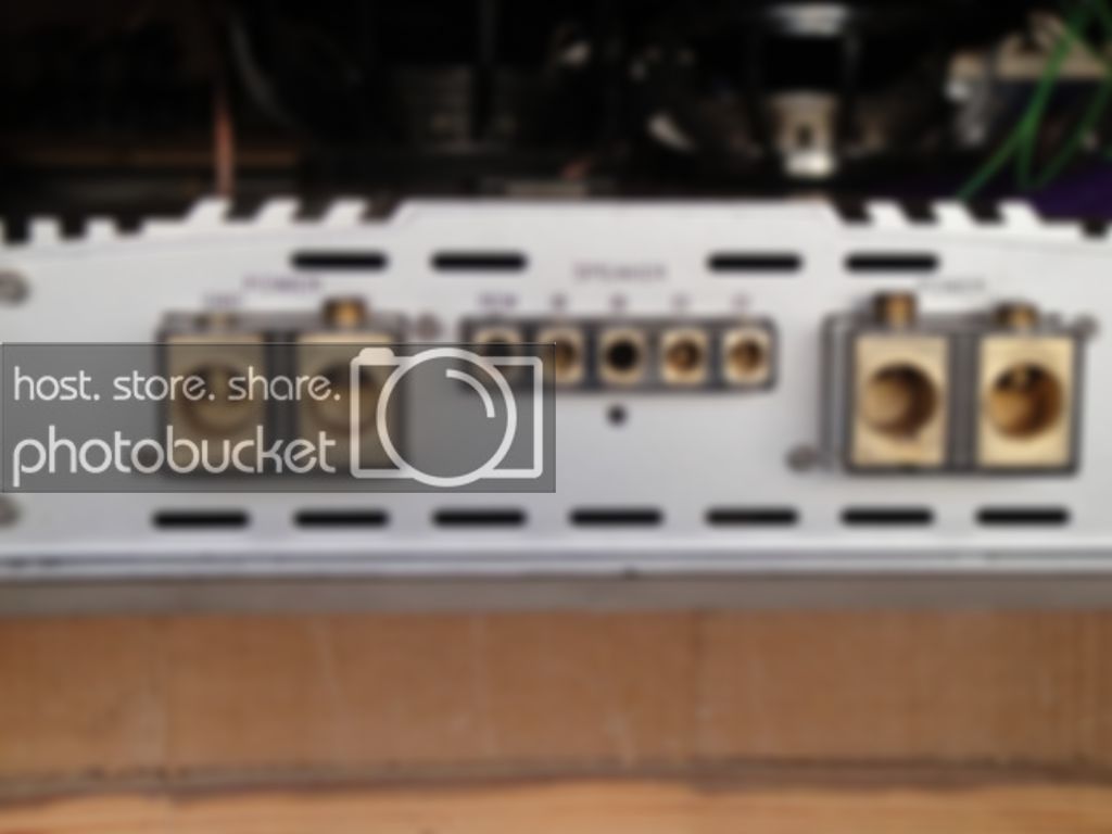 denonab700007.jpg