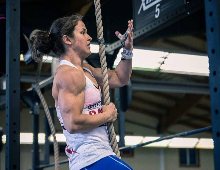kari-pearce-crossfit-2.png