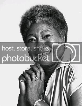 esther_r.jpg