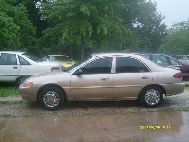 s7300283.jpg