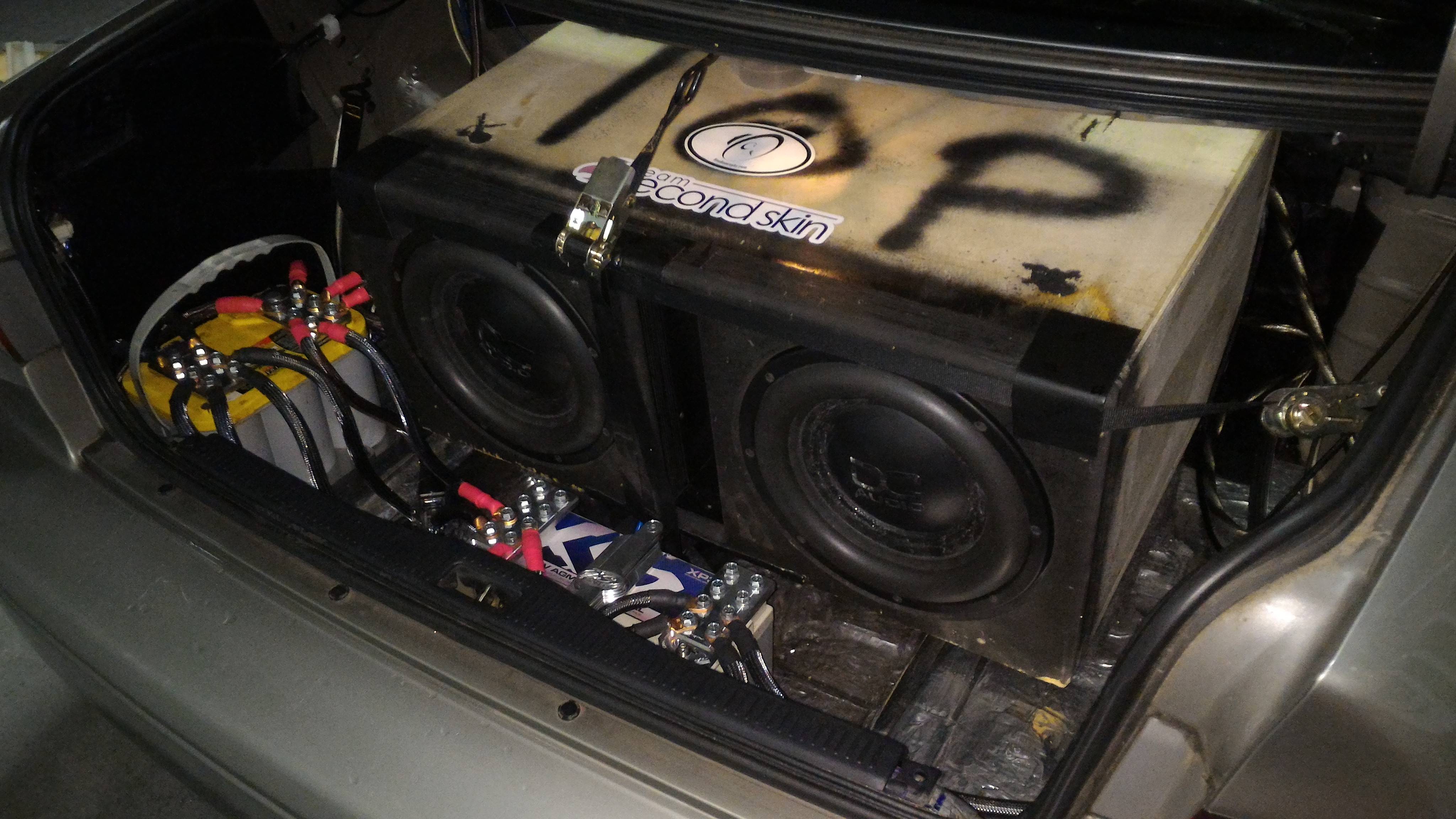 dc-audio-subs-toward-rear-3.jpg