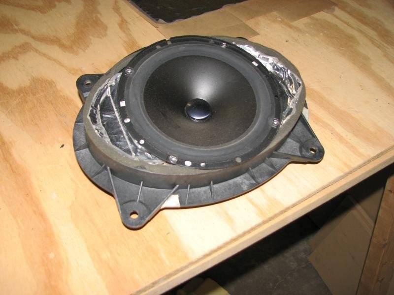 2002CamryFrontSpeakers022.jpg