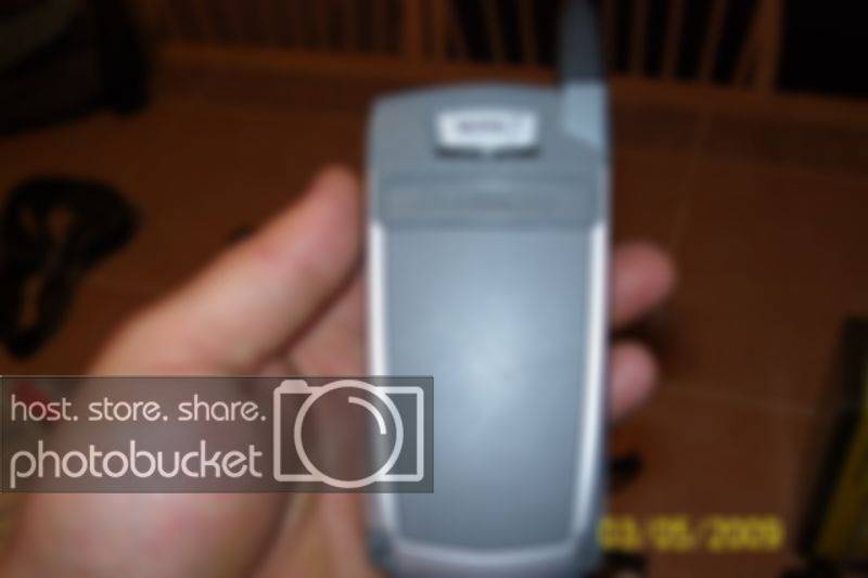 phones011.jpg