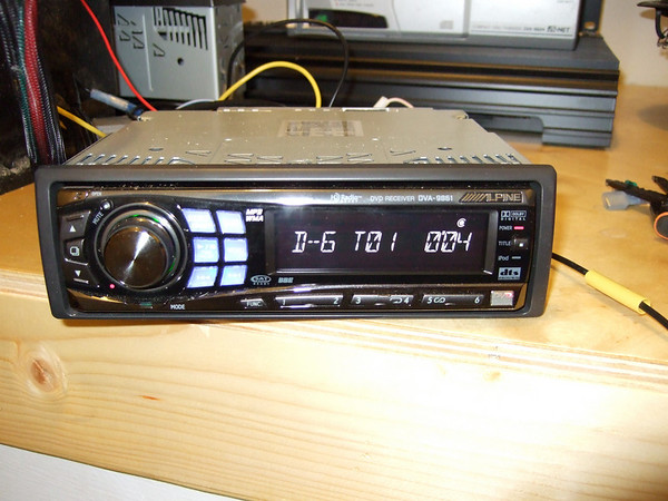 299783765_toT27-M.jpg
