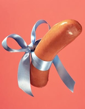 big_weiner_with_bow_1.jpg