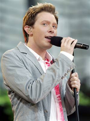 clayaiken.jpg