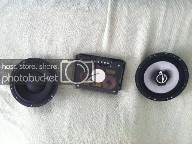 Speakers_zps80d80794.jpg