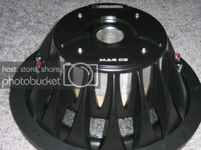 MAG003.jpg