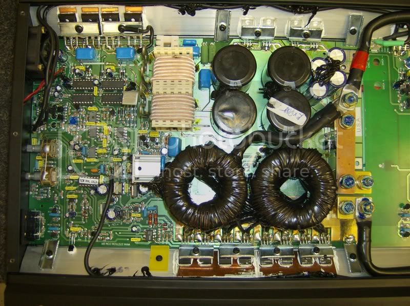 AmpInternals003.jpg