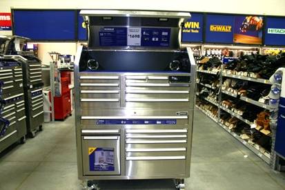 Tool_Box_with_Refrigerator_1.jpg