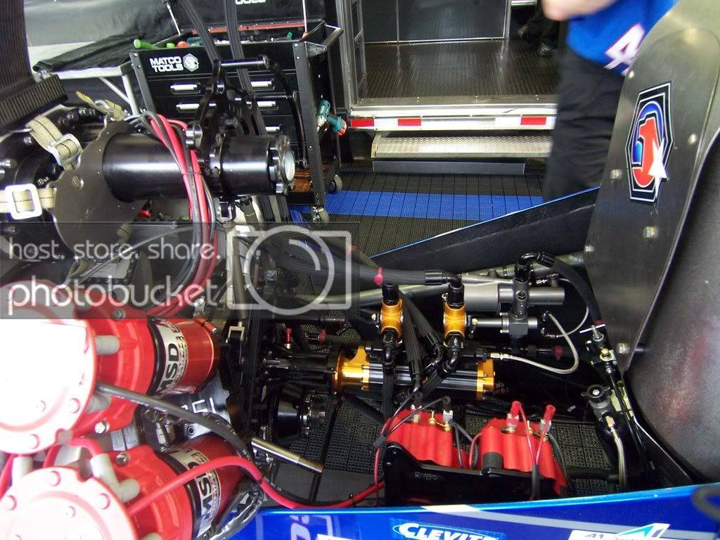 nhra005.jpg