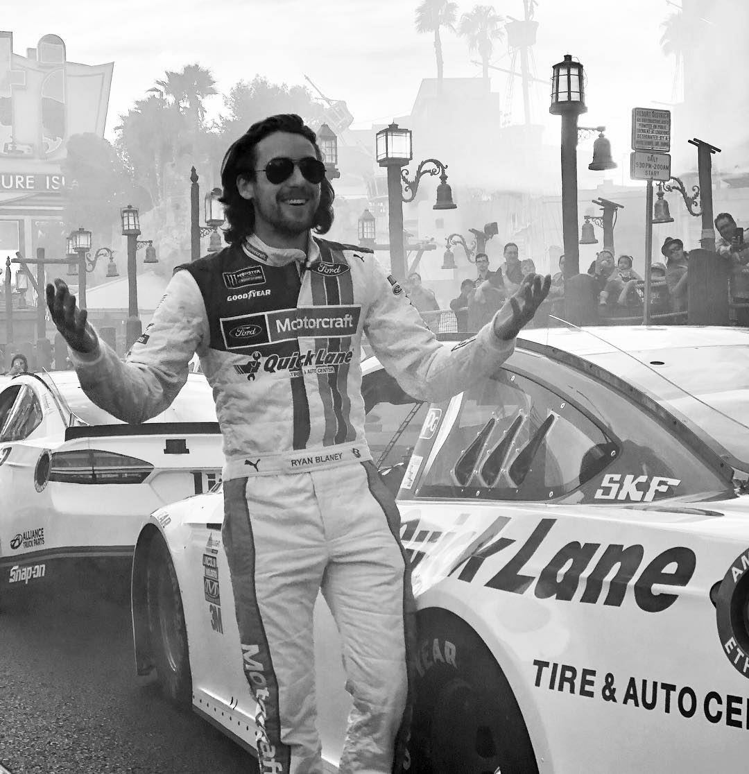 nascar_Bc_God_Exlj1_I.jpg