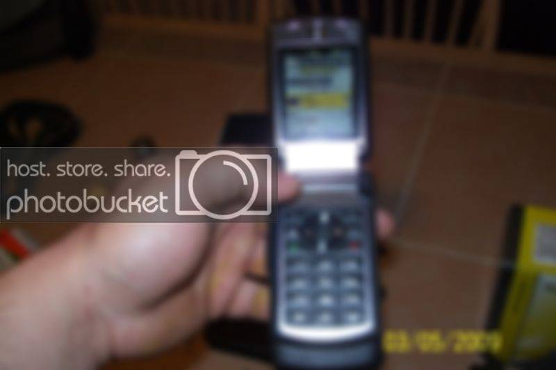 phones004.jpg