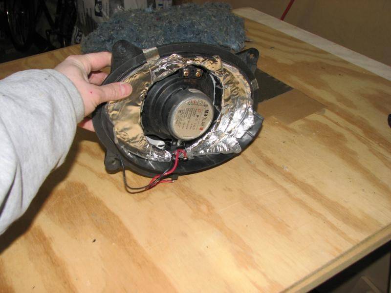 2002CamryFrontSpeakers023.jpg