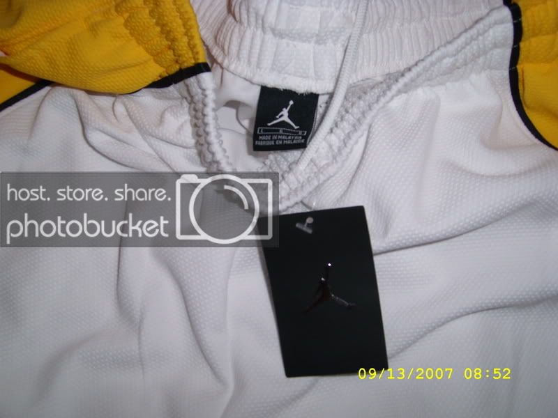 SL270204.jpg
