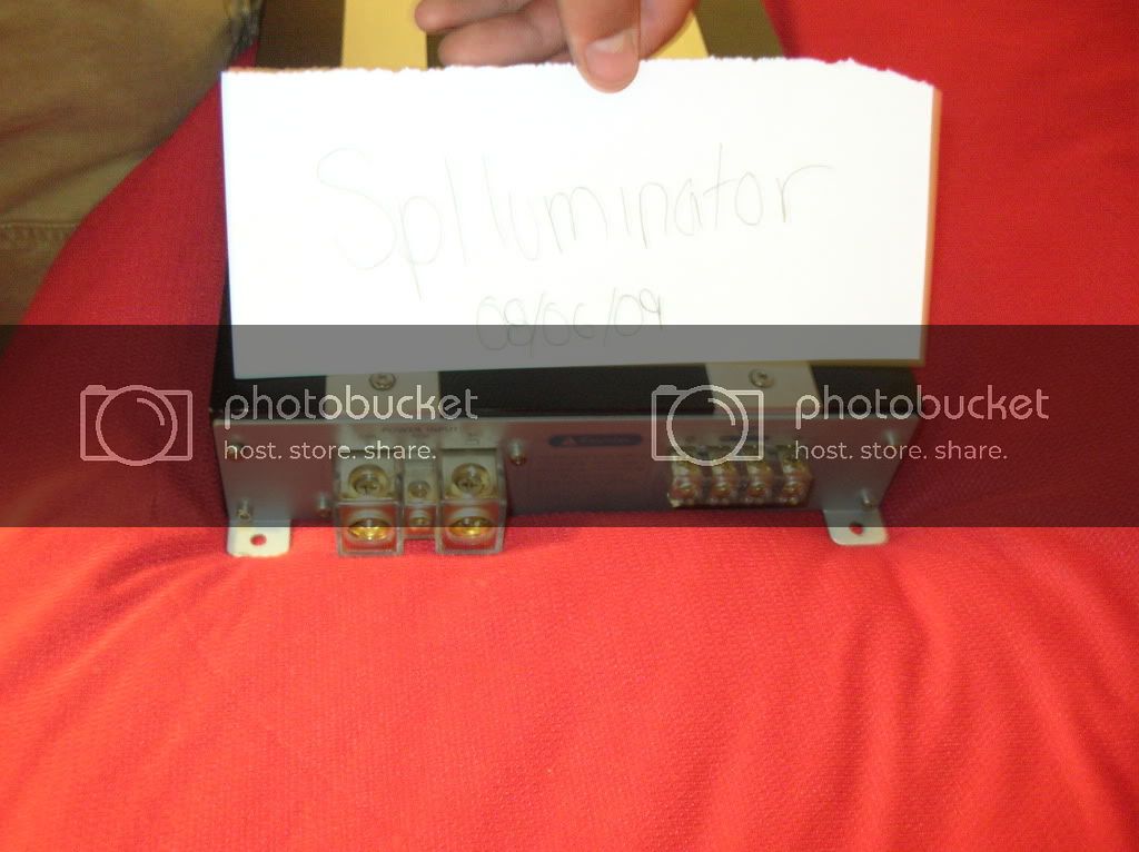 32501Amp002.jpg