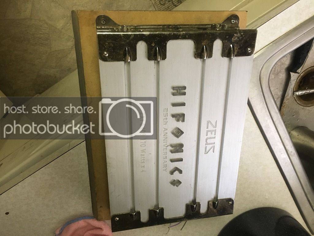 amp_zpsarflvdqc.jpg