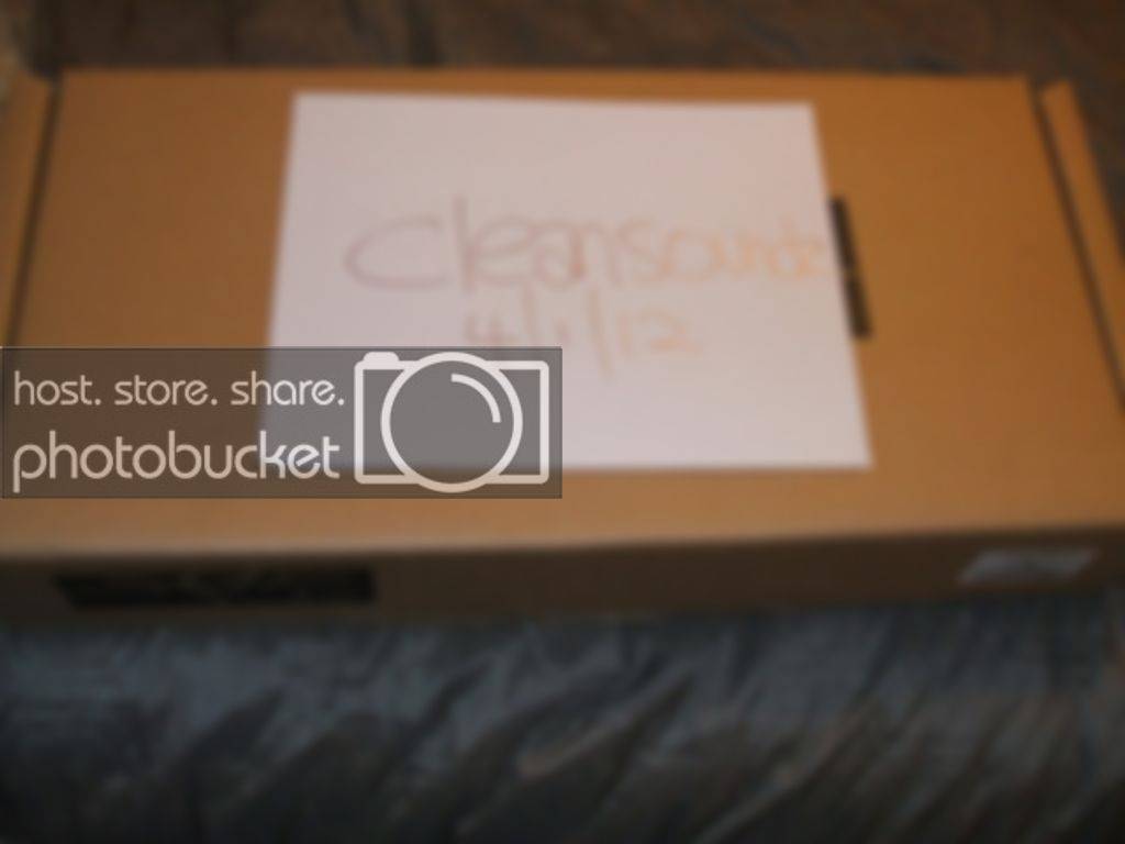 2012_0401SKARFORSALE0010.jpg