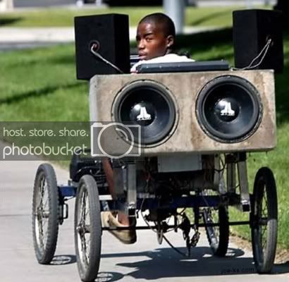 232_GhettoBoomBox_1.jpg