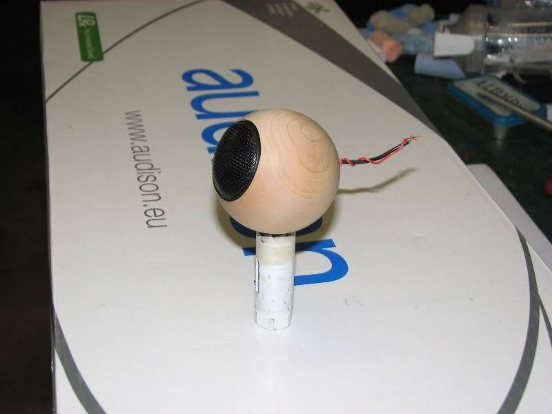 tweeterspheres2004.jpg