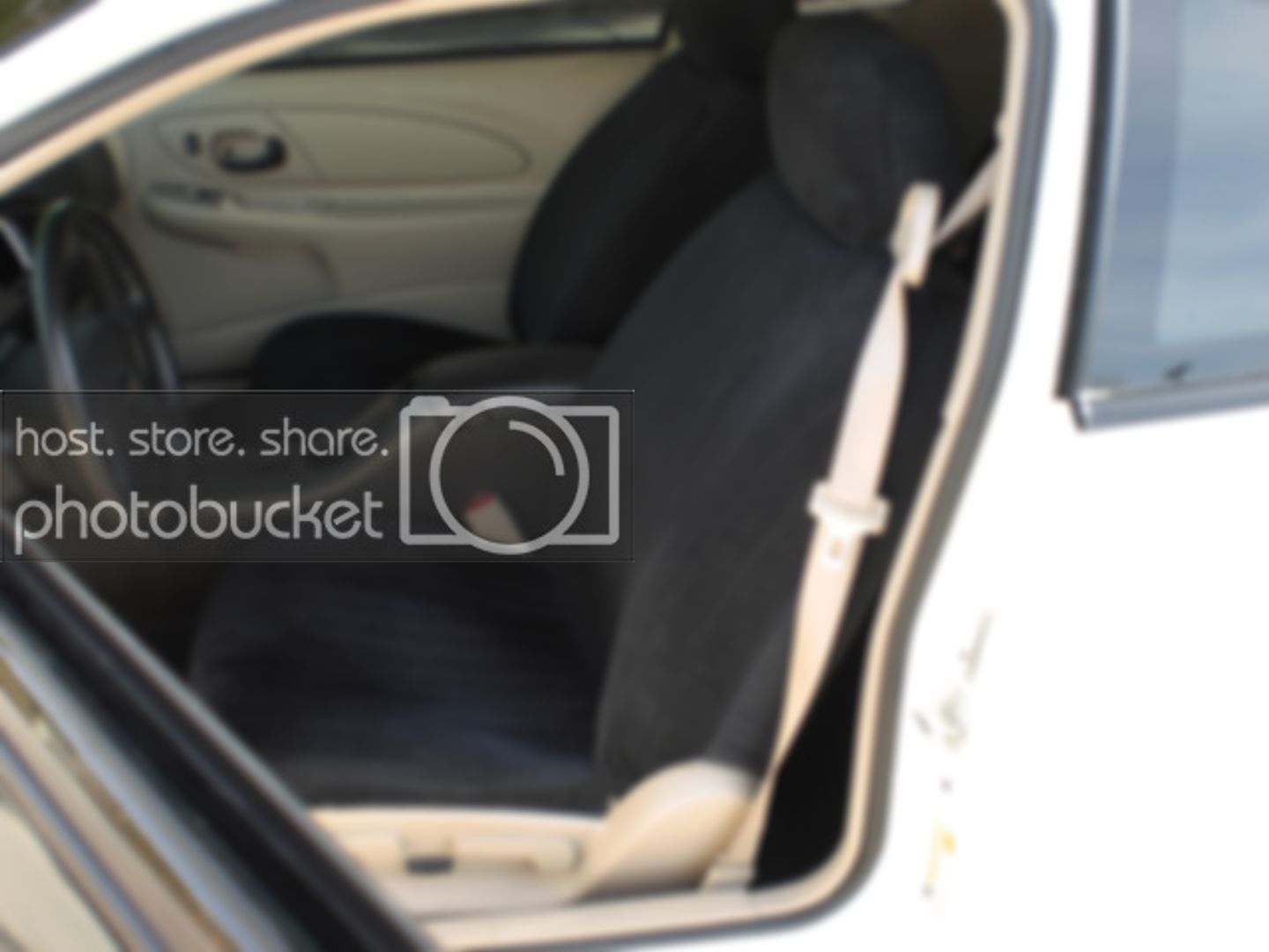 carseatcoversandcarpark009.jpg