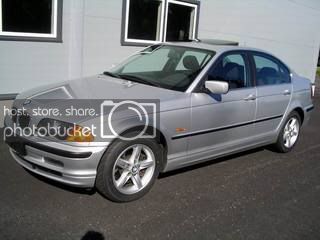 BMW-328i-E46-98-1.jpg