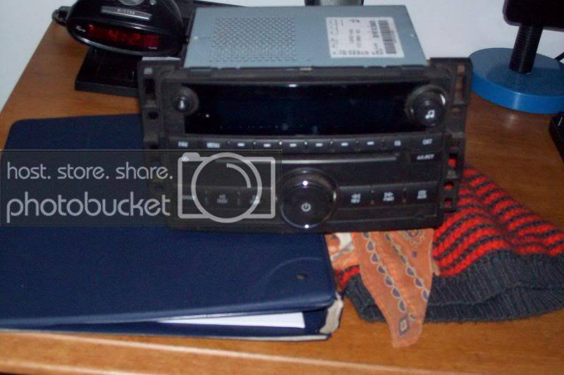 PontiacG5FactoryRadio_zps0c1ccab8.jpg