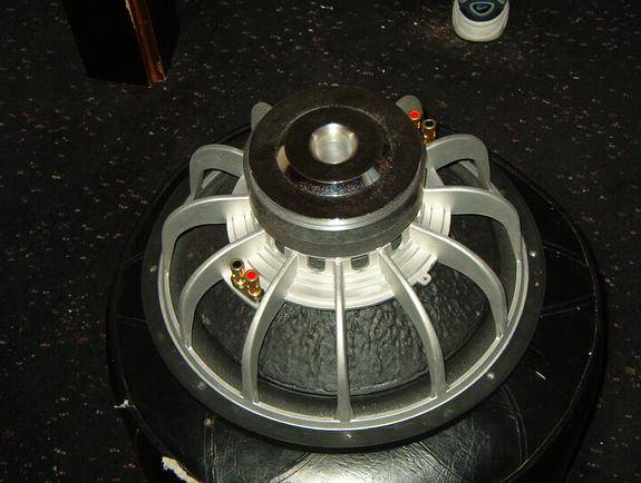 2318550063_large.jpg