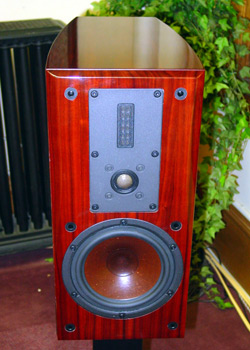 200409_helicon.jpg