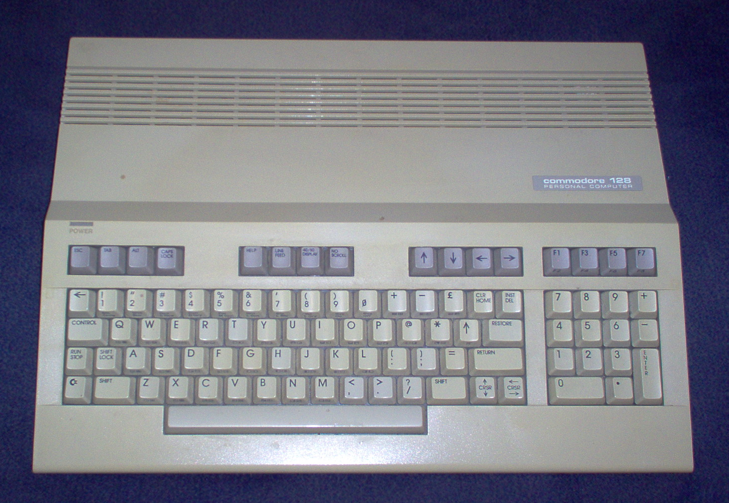 20070416051510!Commodore_128.png