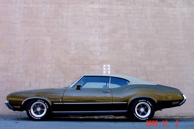 4829-1972-Oldsmobile-Cutlass.jpg