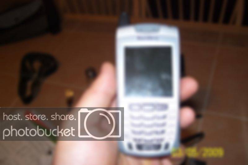 phones010.jpg
